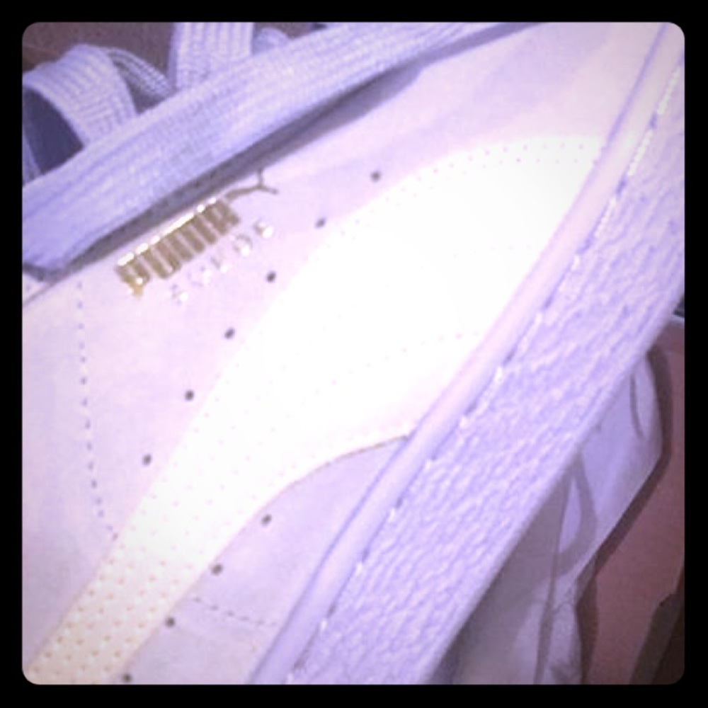 Puma Ladies Sneakers Size 11